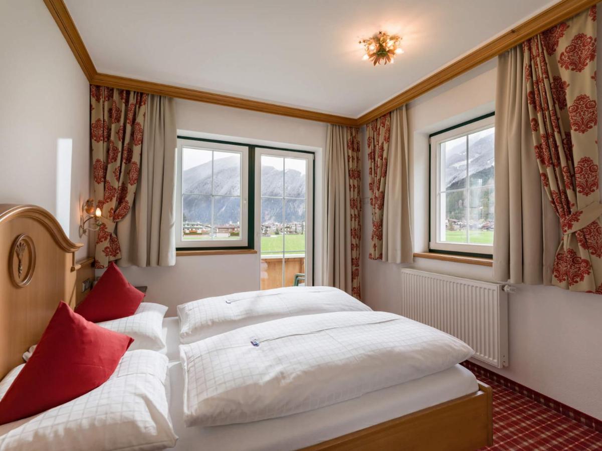 Ferienhof Oblasser Mayrhofen Exteriör bild